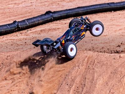 Von Traxxas der erste 1:8 Elektro Buggy für Einsteiger – der Jato 