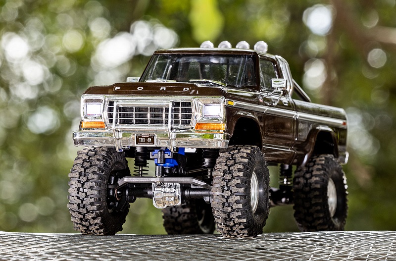 MODEL 97044-1: TRX-4M High Trail&trade; Edition Scale and Trail&reg; crawler with Ford&reg; F-150&reg; pickup body: 1/18 scale 4X4 trail truck, fully-assembled, Ready-To-Drive&reg;, with TQ&trade; 2.4 GHz 2-channel transmitter, and ECM-2.5&trade; waterproof electronics. 