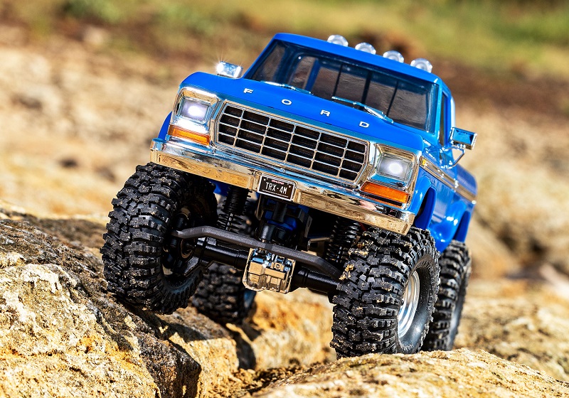 MODEL 97044-1: TRX-4M High Trail&trade; Edition Scale and Trail&reg; crawler with Ford&reg; F-150&reg; pickup body: 1/18 scale 4X4 trail truck, fully-assembled, Ready-To-Drive&reg;, with TQ&trade; 2.4 GHz 2-channel transmitter, and ECM-2.5&trade; waterproof electronics. 